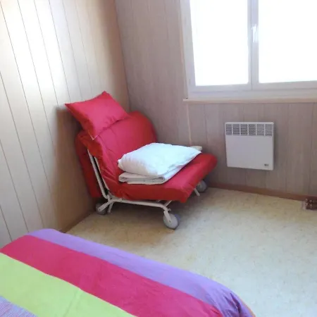 아파트 Apartment With One Bedroom In La Bourboule With Wonderful Mountain View Enclosed Garden And Wifi 12 Km From The Slopes