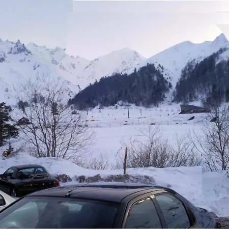 Apartment With One Bedroom In La Bourboule With Wonderful Mountain View Enclosed Garden And Wifi 12 Km From The Slopes 라루브불